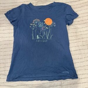 Dog & Flowers Tee 🦮